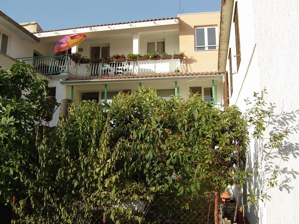 Apartments Danijela Tribalj Dış mekan fotoğraf
